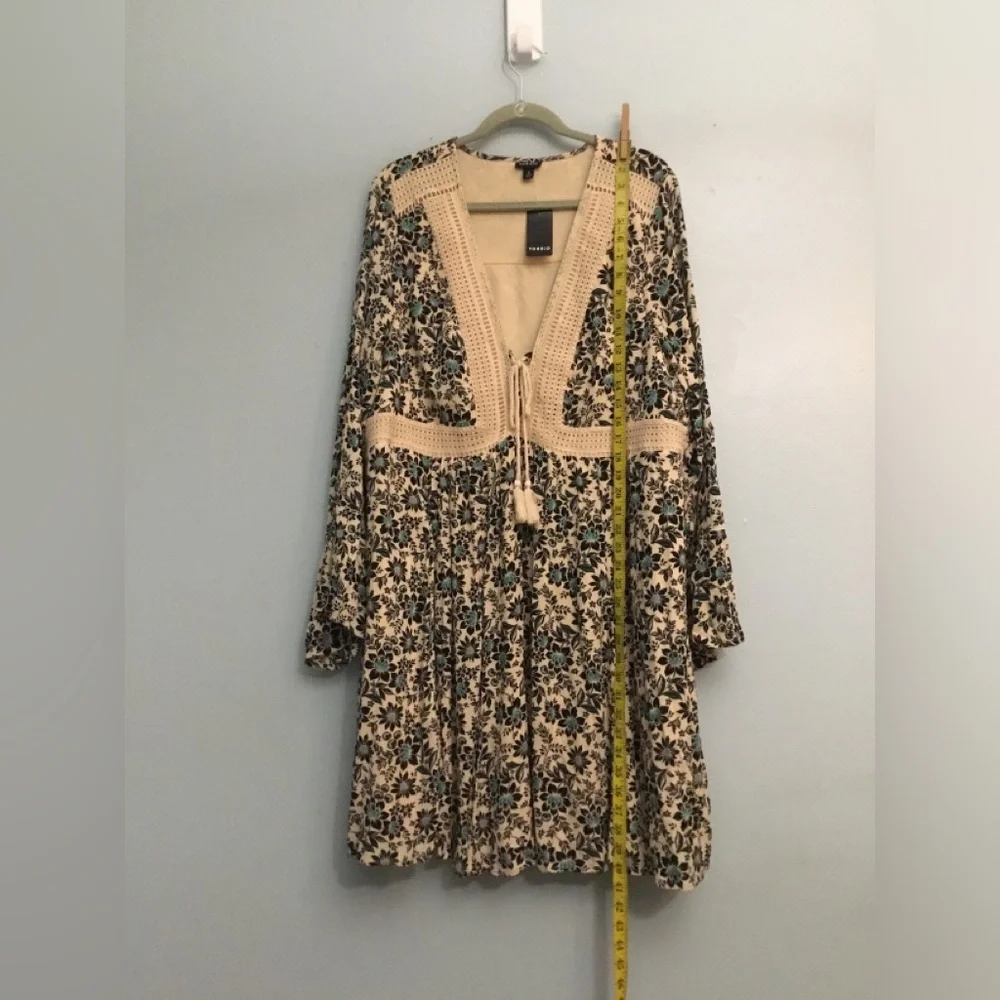 torrid Cream Floral Crochet-Trim Maxi Dress with Teal Accents - Picture 16 of 16